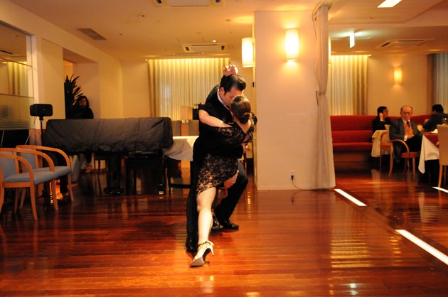 tango_03.jpg